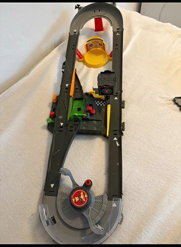 Hot wheels track launcher - wheels,